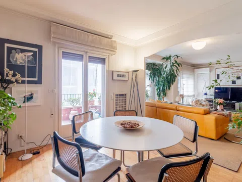 Flat in calle de Modesto Lafuente - Photo 9