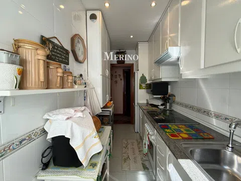 Flat in calle de Eraso - Photo 15