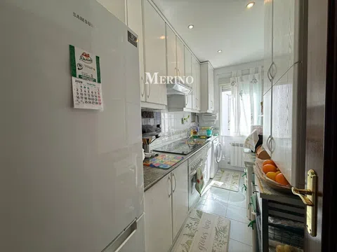 Flat in calle de Eraso - Photo 19