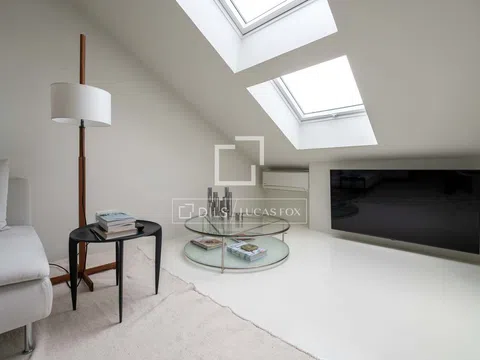Duplex in calle de Bravo Murillo - Photo 2