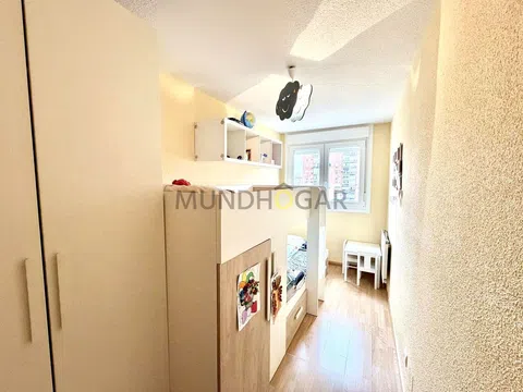 Flat in calle Chantada - Photo 18