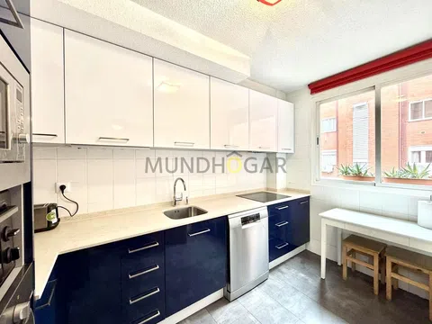 Flat in calle Chantada - Photo 8