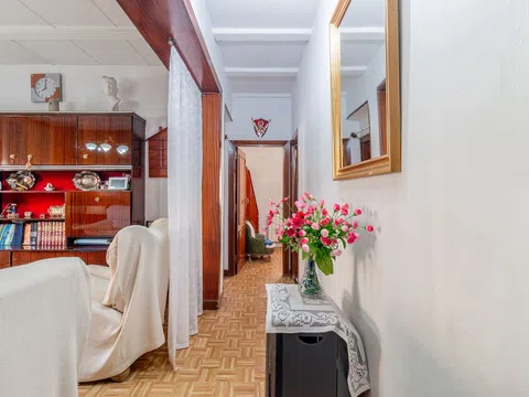 Flat in calle de Portalegre - Photo 11