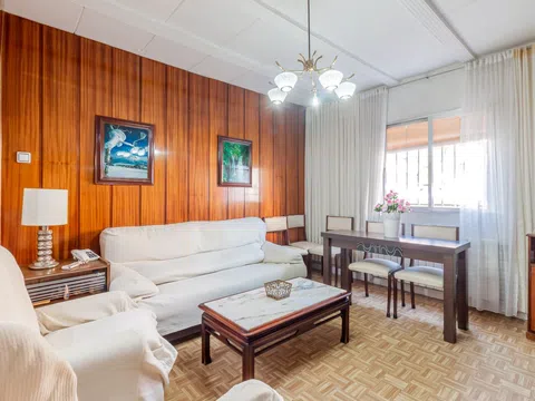 Flat in calle de Portalegre - Photo 7