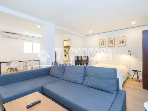 Flat in calle Virgen de la Fuensanta - Photo 8