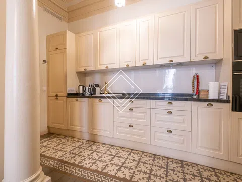 Flat in calle de Larra - Photo 19