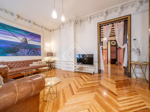 Flat in calle de Larra - Photo 6