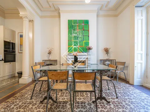 Flat in calle de Larra - Photo 8