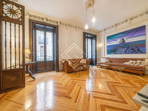 Flat in calle de Larra - Photo 9