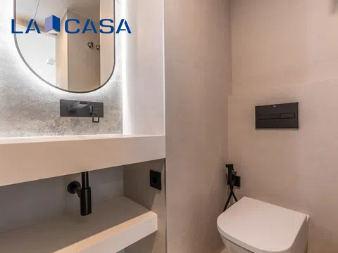 Flat in calle Marqués de la Valdavia - Photo 18