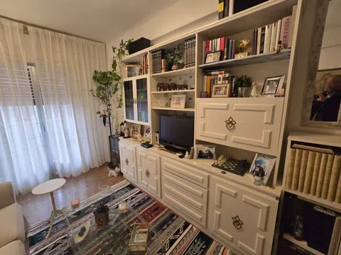 Flat in calle de la Virgen del Coro - Photo 2