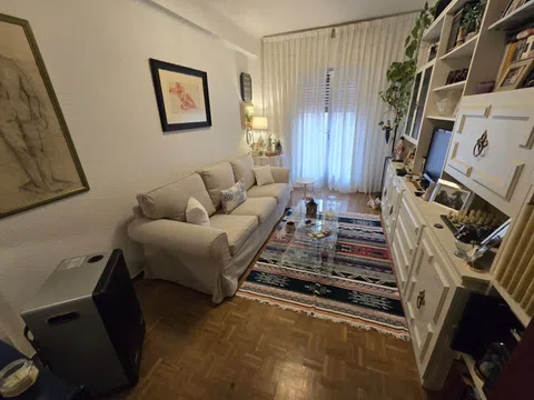Flat in calle de la Virgen del Coro - Photo 5
