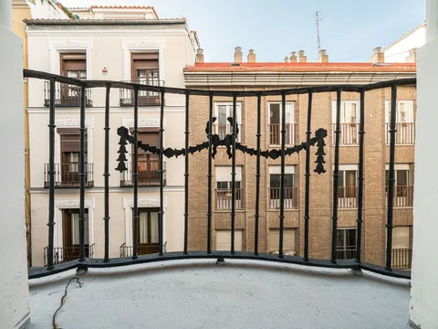Flat in calle del Barco - Photo 9