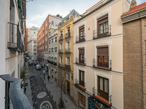 Flat in calle del Barco - Photo 10