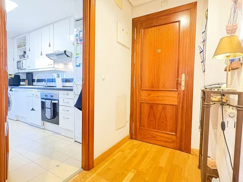 Flat in calle de Albalá - Photo 11