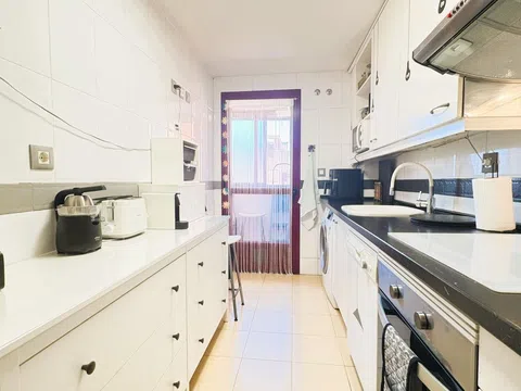 Flat in calle de Albalá - Photo 12