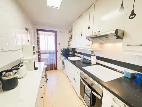 Flat in calle de Albalá - Photo 15
