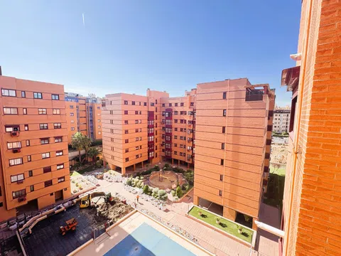 Flat in calle de Albalá - Photo 17