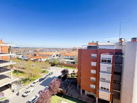 Flat in calle de Albalá - Photo 6