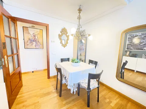 Flat in calle de Albalá - Photo 8