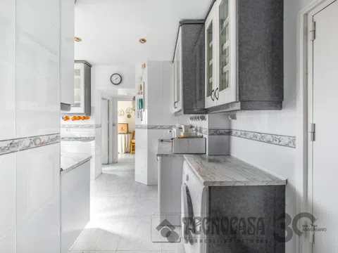 Flat in calle de Santa Engracia - Photo 16