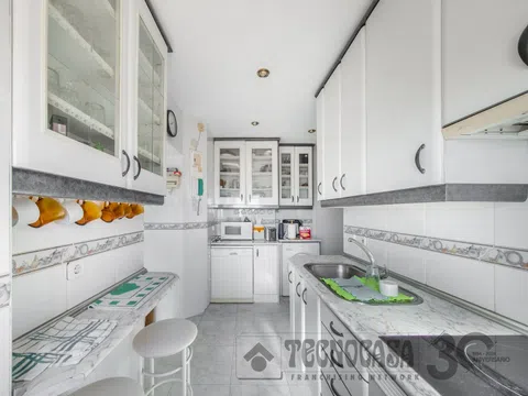 Flat in calle de Santa Engracia - Photo 19