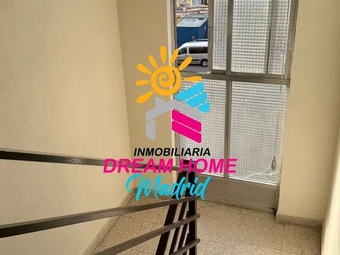 Flat in calle de Reyes Aizquíbel - Photo 4