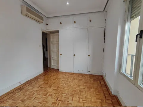 Flat in calle de Amaniel no number - Photo 4