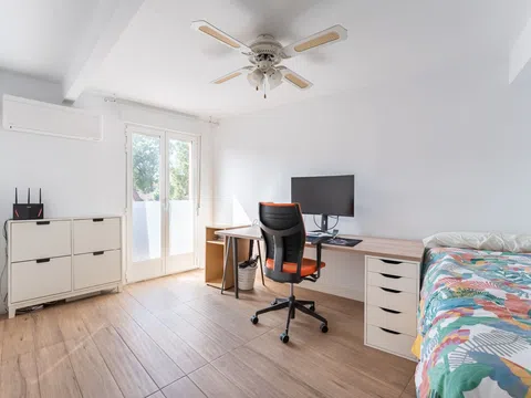 Flat in calle Chavasca - Photo 13