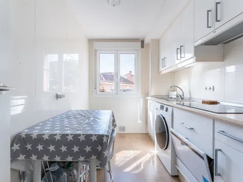 Flat in calle Chavasca - Photo 18