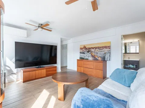 Flat in calle Chavasca - Photo 4