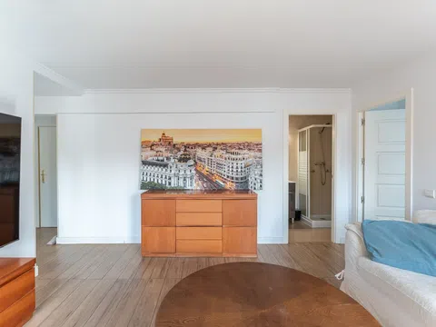 Flat in calle Chavasca - Photo 6