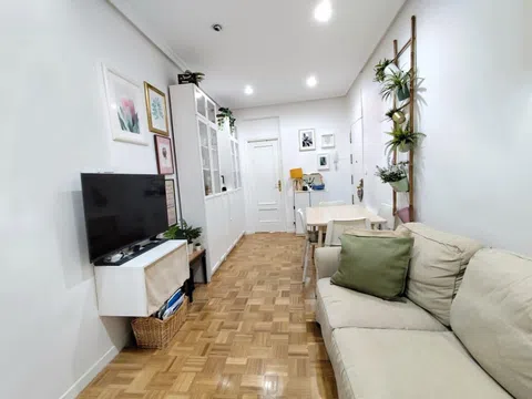 Flat in plaza de San Cayetano - Photo 3