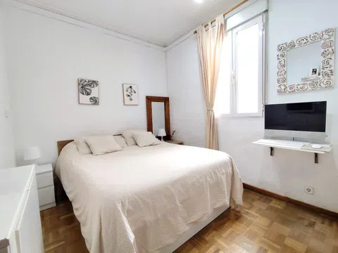 Flat in plaza de San Cayetano - Photo 8