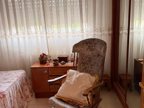 Semi-detached house - Photo 12
