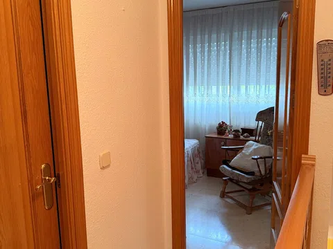 Semi-detached house - Photo 20