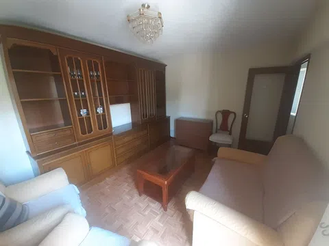 Flat in calle de Gallur - Photo 4