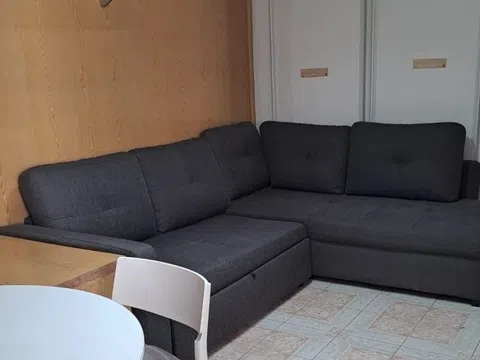 Flat in calle de Mariano Benlliure - Photo 2