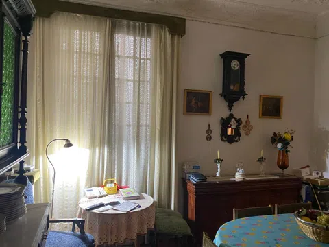 Flat in calle de Sagasta - Photo 2