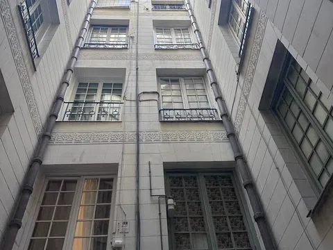 Flat in calle de Sagasta - Photo 10