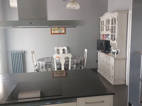 Flat in calle de Isabel la Católica - Photo 8