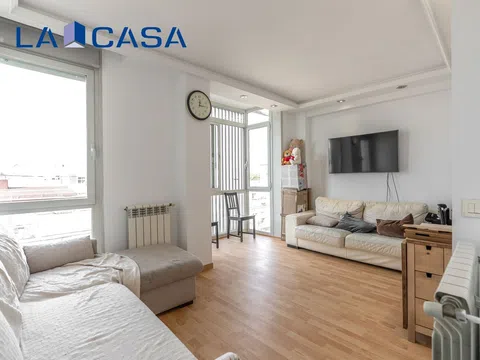 Flat in calle de Godella - Photo 1