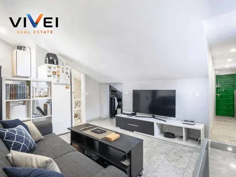 Flat in calle de Atocha - Photo 2