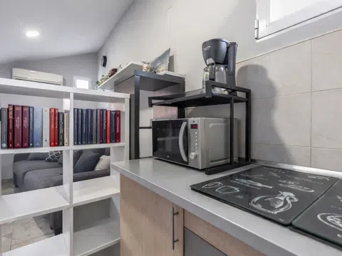 Flat in calle de Atocha - Photo 6