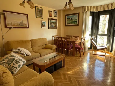 Flat in calle de San Telesforo, 47 - Photo 2