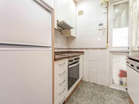 Flat in calle de Ibiza - Photo 12