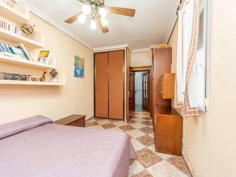 Flat in calle de Ibiza - Photo 5