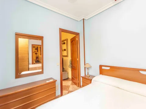 Flat in calle de Ibiza - Photo 10