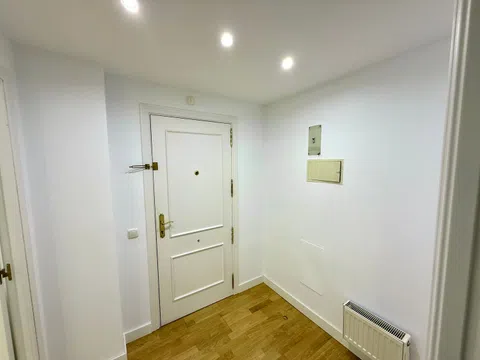 Flat in calle de María Tubau, 17 - Photo 5