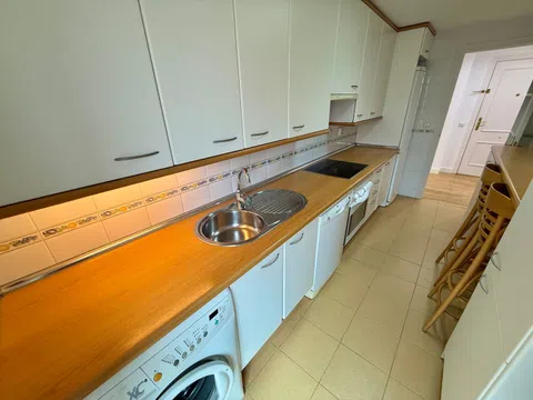 Flat in calle de María Tubau, 17 - Photo 9